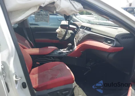 2019 Toyota Camry Xse z USA, uszkodzony, nr VIN 4T1B61HK3KU796950